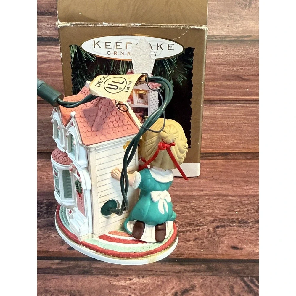 Hallmark this collector